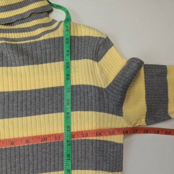 NWT LEI Size Junior XL Gray/Yellow Turtleneck Sweater - Picture 7 of 14